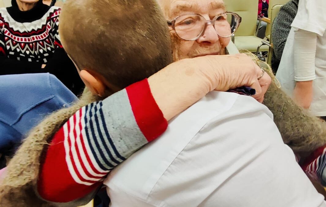 ДЕНЬ МУДРЫХ И ЛЮБЯЩИХ ЖИЗНЬ