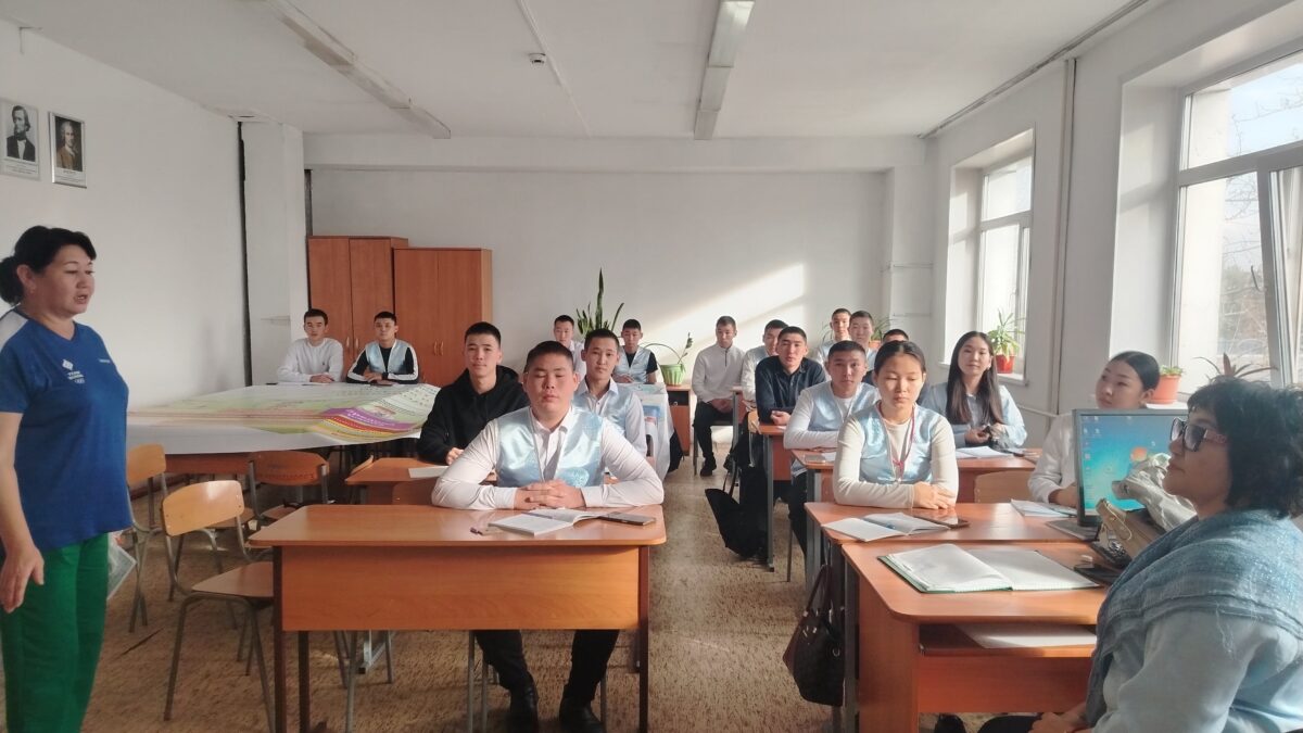 Первые шаги волонтёров: аквааэробика для особой аудитории