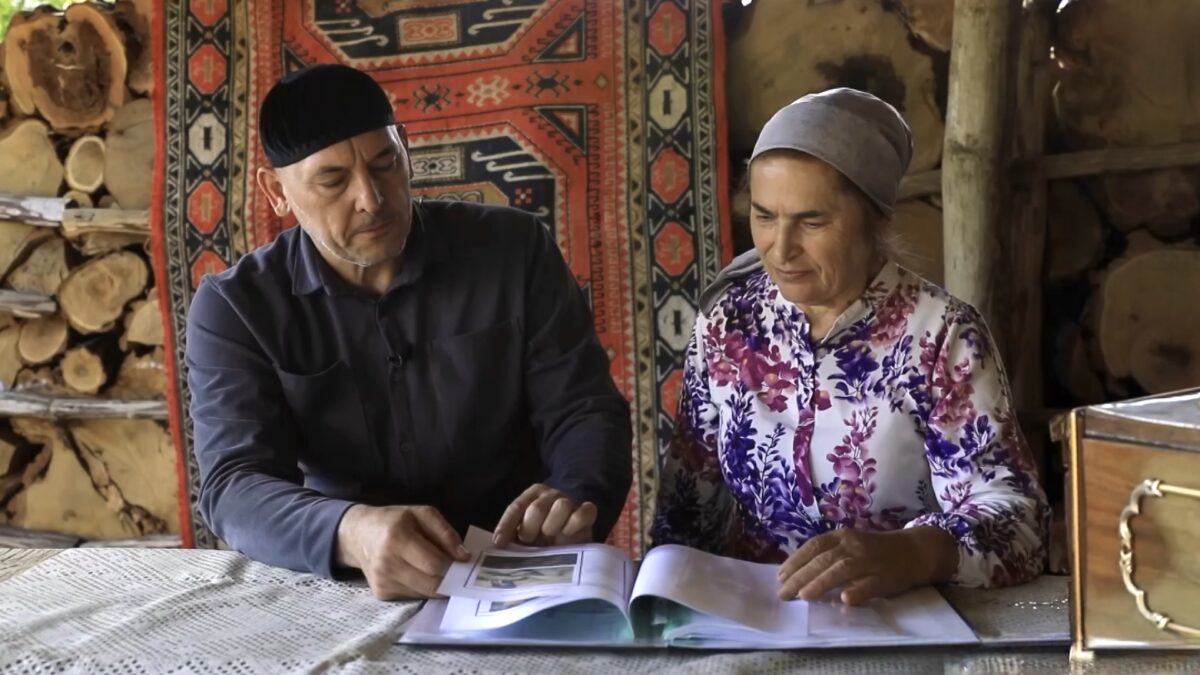 Учитель чеченского языка создала этнодвор в Грозном