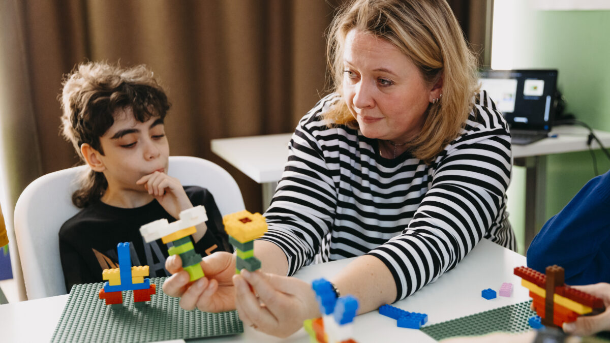 Столичные НКО оказывают психологическую поддержку москвичам