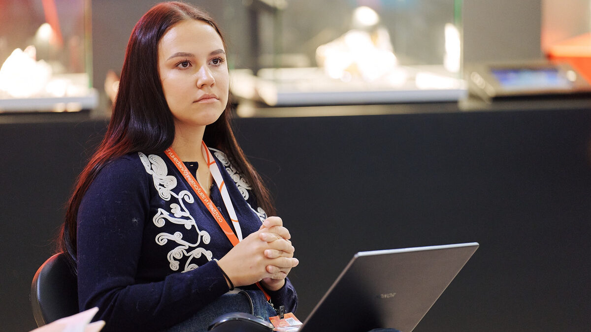 НКО научат эффективно использовать нейросети для работы на бесплатном вебинаре