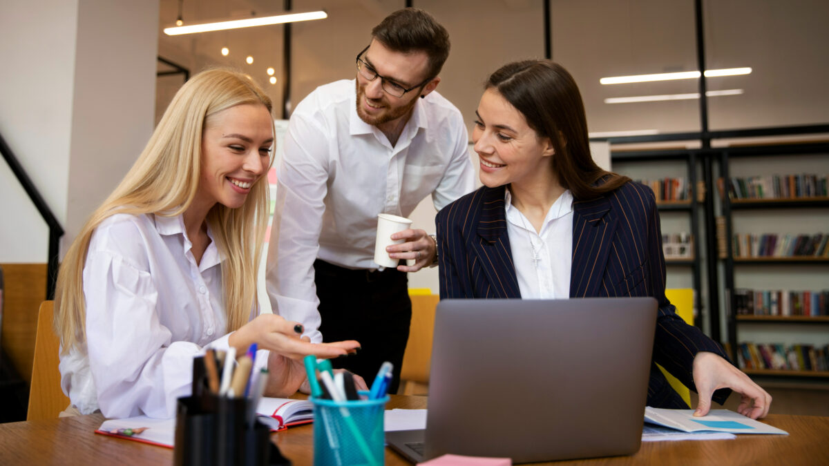 Трёхдневная рабочая неделя и длинные выходные в ноябре – как работаем и отдыхаем