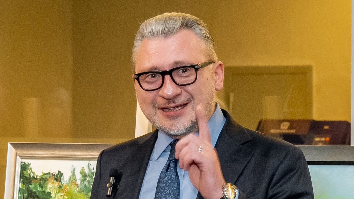 Мягко постелили, жёстко при конкретиЛи.. ГОСТы креативу не помеха …