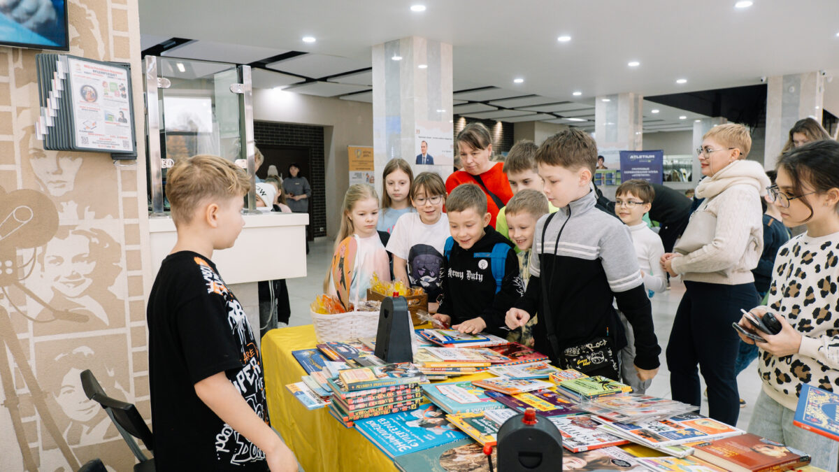 В Саранске прошёл большой семейный праздник чтения –книжный круговорот «Листы»