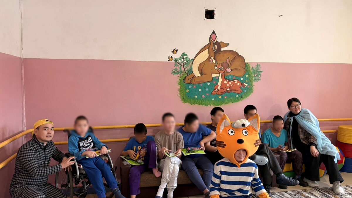 «Сердечное тепло Добрых Сердец Тувы: праздник добра и улыбок в Дерзиг-Аксынском интернате»