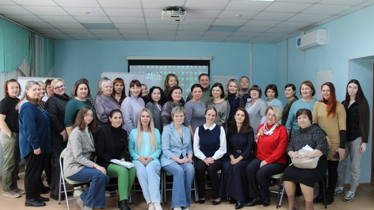 Психолог АНО «ЖИВАЯ» выступила на сессии о помощи пожилым