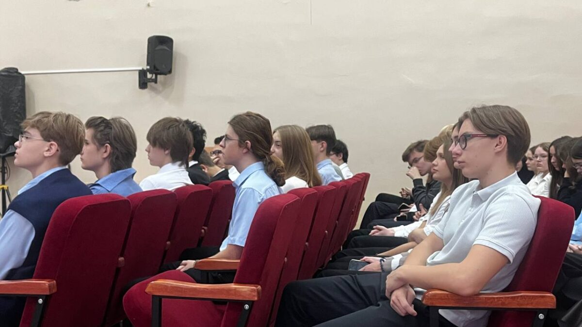 Зажигая «Маяки Добра»