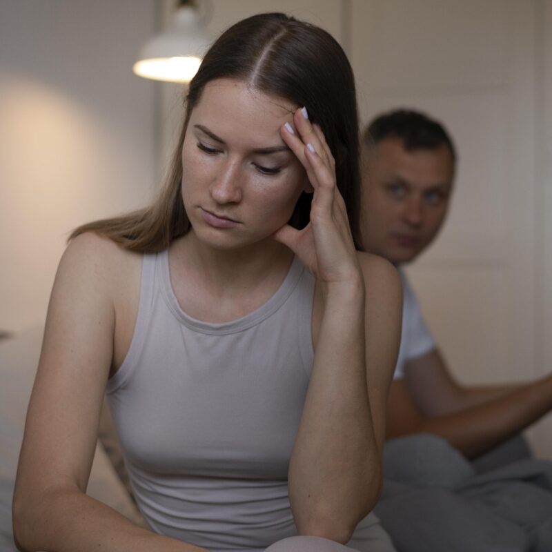 Деньги рушат семьи? Что делать, если партнёры тратят по-разному