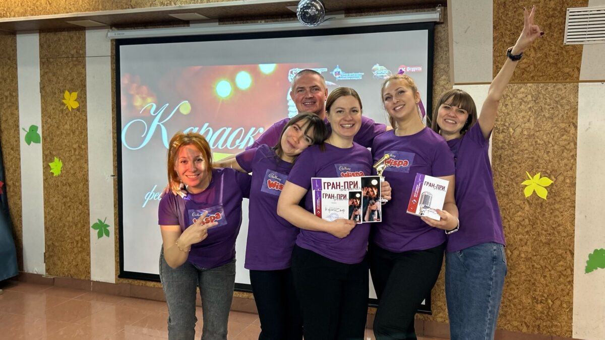 Не звёзды, а целые созвездия: в ЗАТО Александровск определили лучших на фестивале «КараокеСтар»