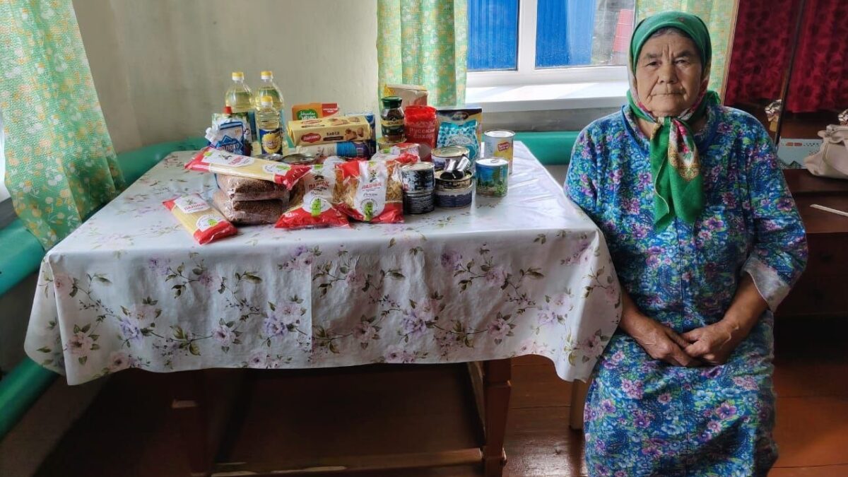 Помощь пожилым: как старших поддерживают волонтёры?