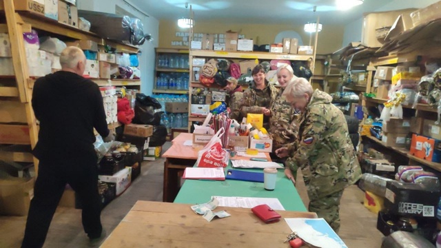 Не смейте стоять в стороне!Они, Добровольцы — лучшие люди страны