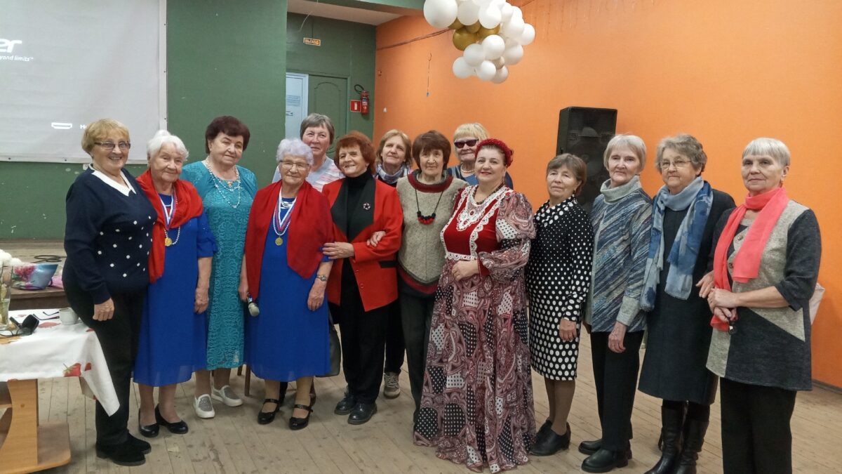 В клубе «Родник»