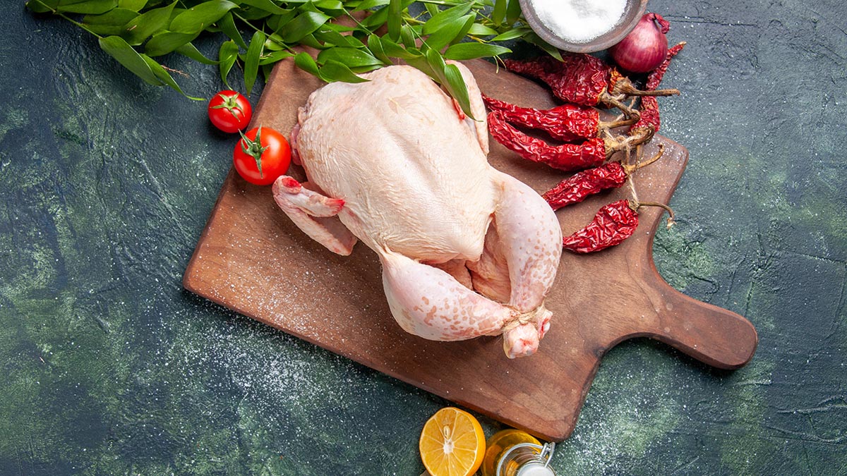 Мыть курицу – да или нет? Разбираем аргументы за и против