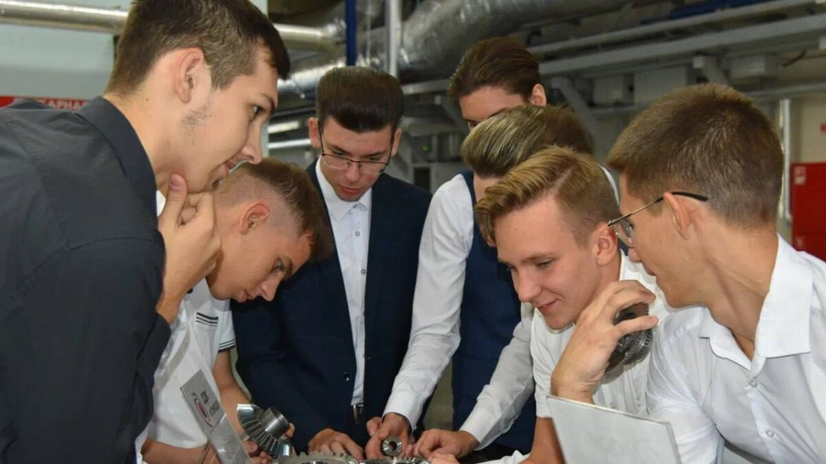 Конкурс «Наставничество» завершён: кто стал победителем?