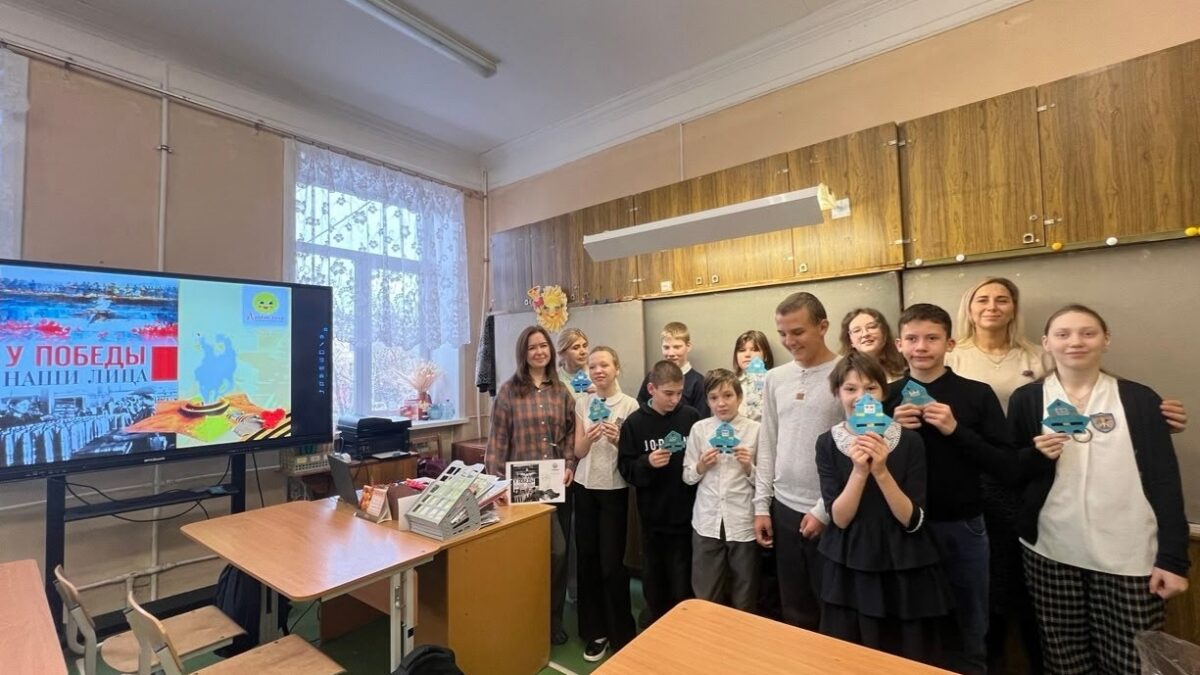 У Победы наши лица