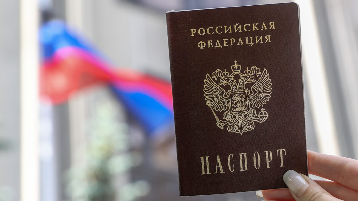 Дырявый карман – не оправдание: что делать, если потерял паспорт?