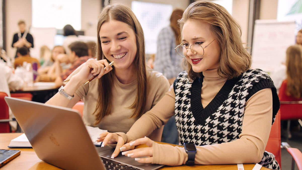 Реестр НКО: опубликован справочник фондов за 2024 год