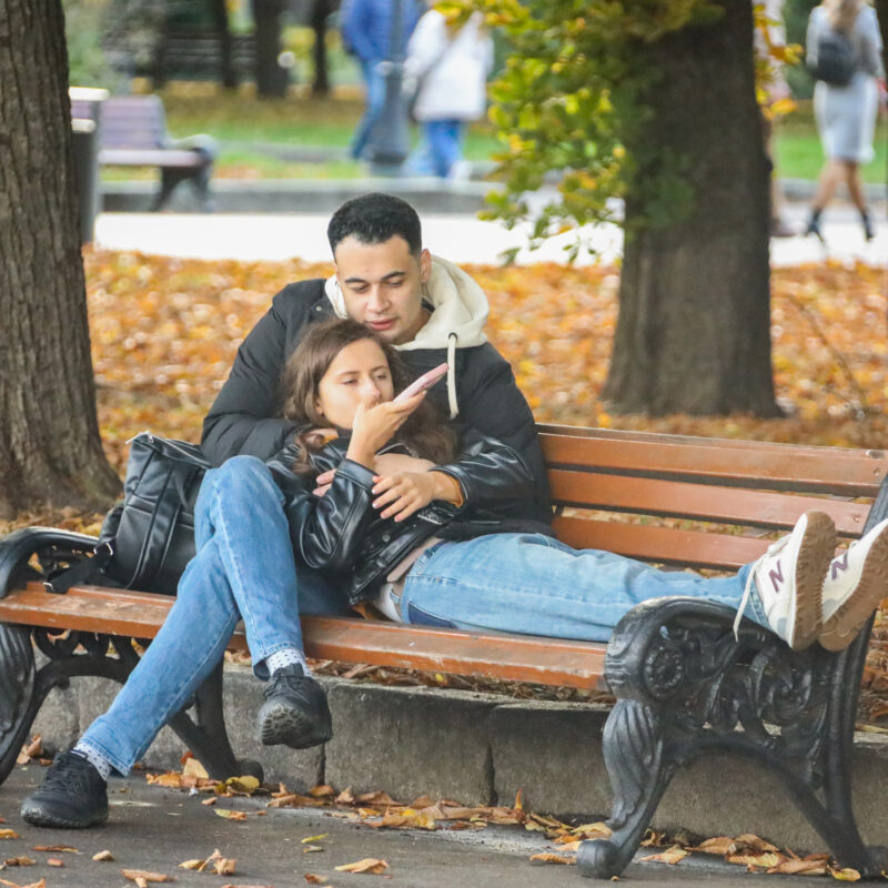 Месяц работаем, полгода отдыхаем: что такое микропенсия и почему она стала трендом