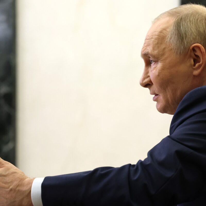 Владимир Путин поддержал идею объявить 2026-й Годом единства народов России