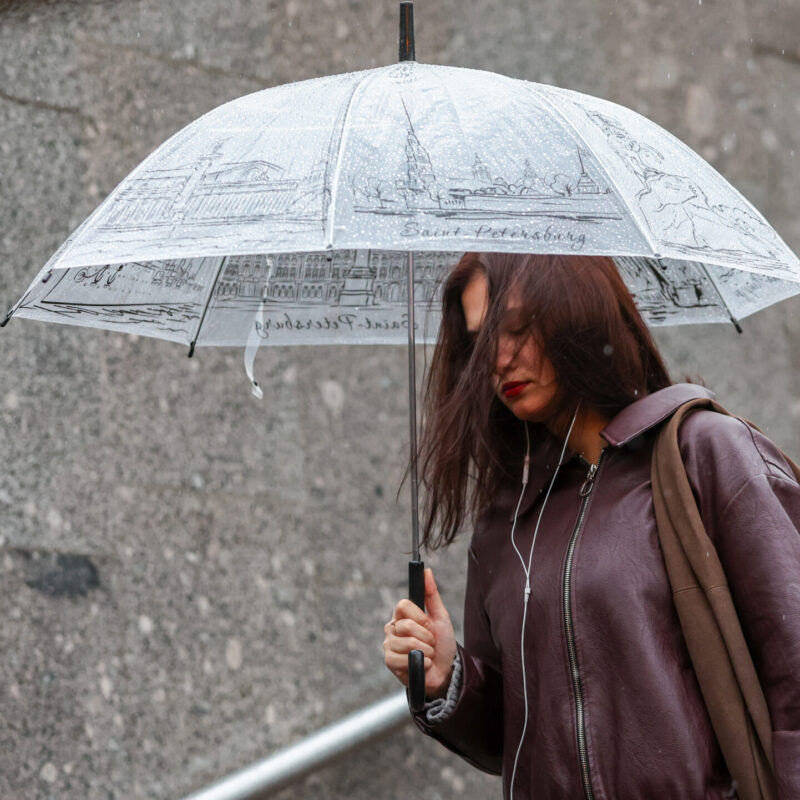 Виноваты Альпы: в Москву пришла оттепель, а Урал подморозит – какая погода будет в конце осени?