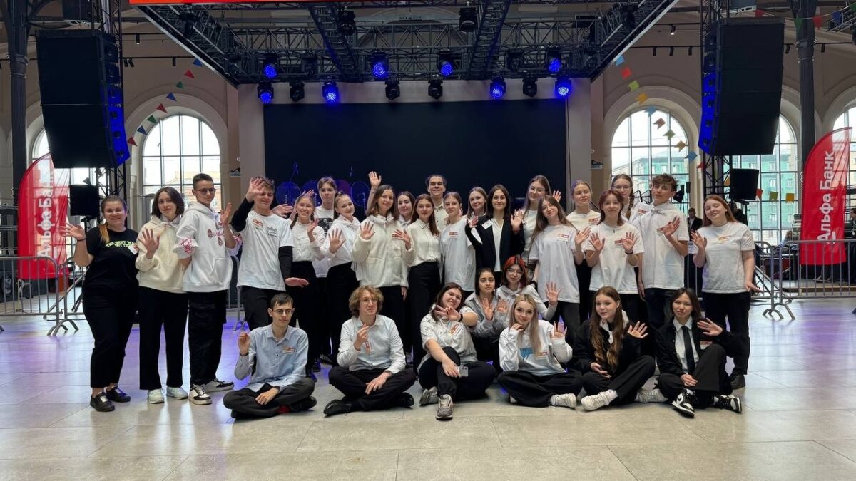 Сегодня в пространстве Vokzal 1853 прошел семейный фестиваль «Каникулы с Комсомолкой».