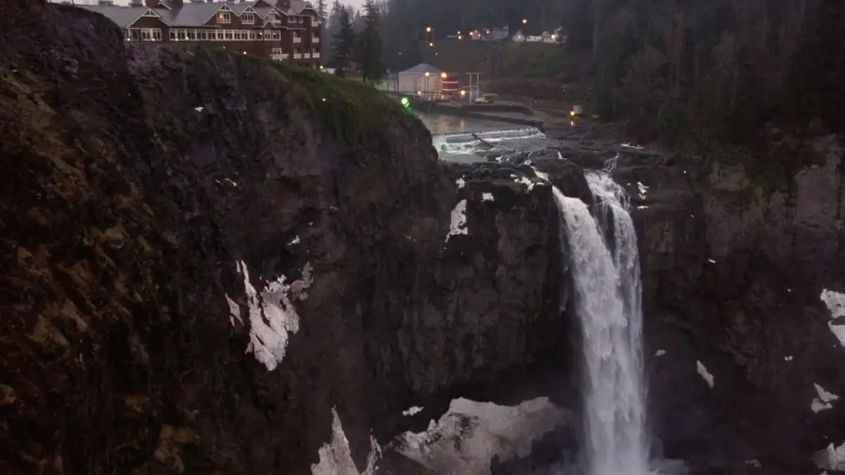 Кадр из сериала «Твин Пикс» / Кинопоиск 