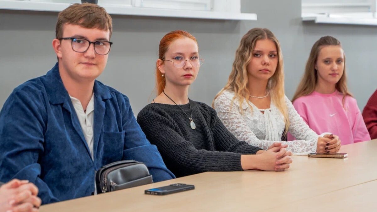 Сегодня прошла встреча с победителями регионального этапа премии «Студент года 2025»