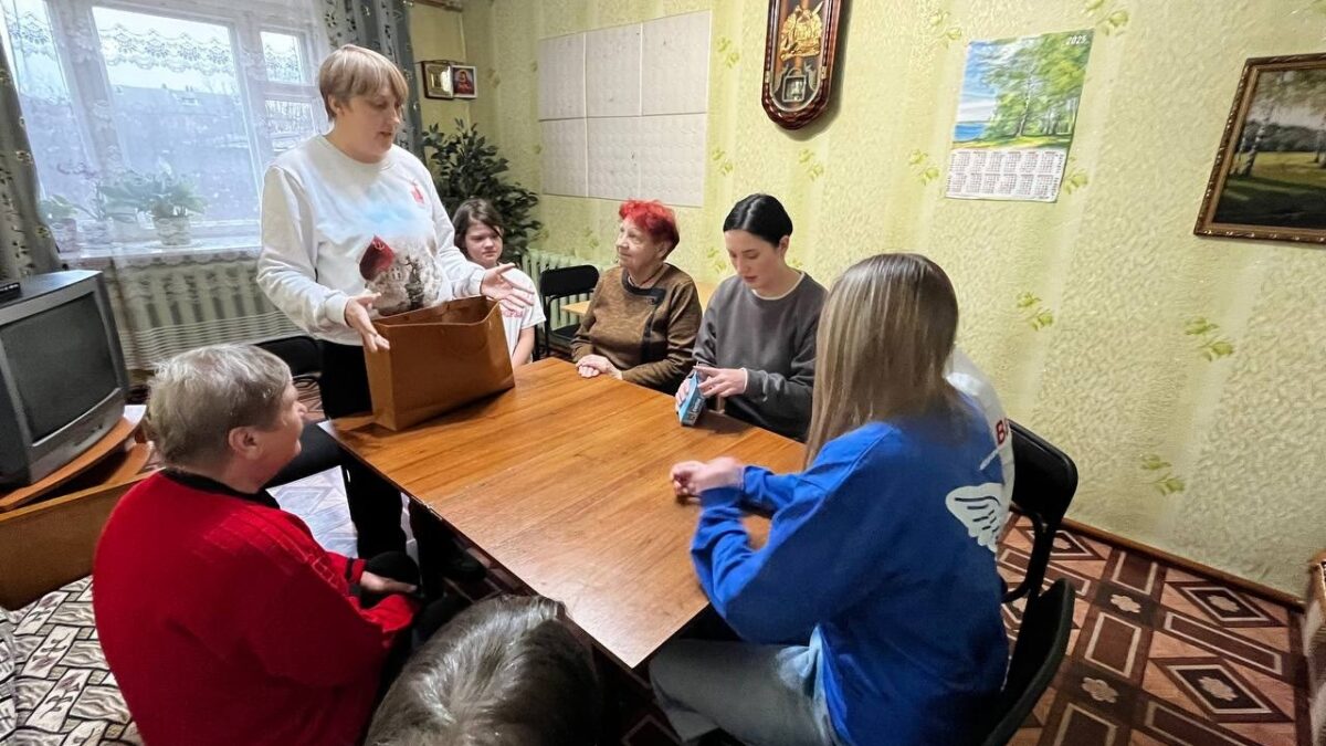 «Играем с бабушкой»