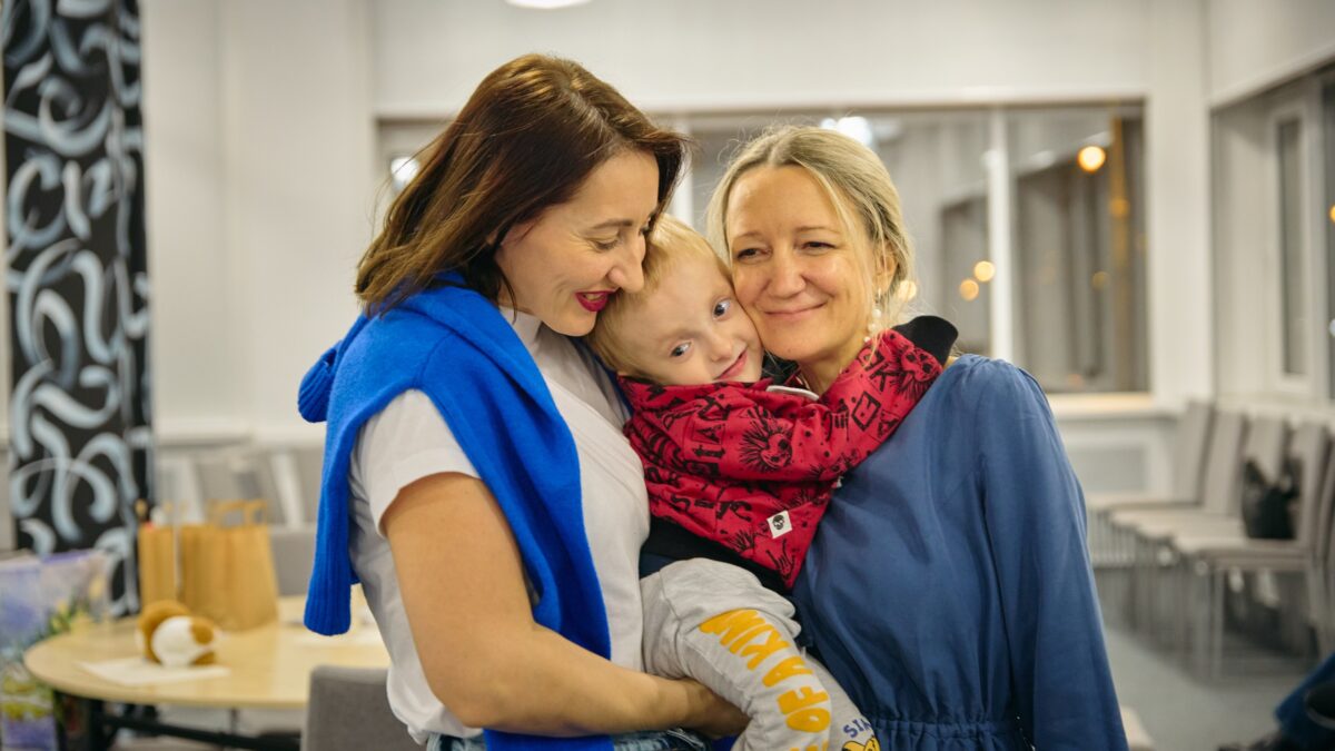 Если нашли редкое заболевание: 12 фондов, которые помогут