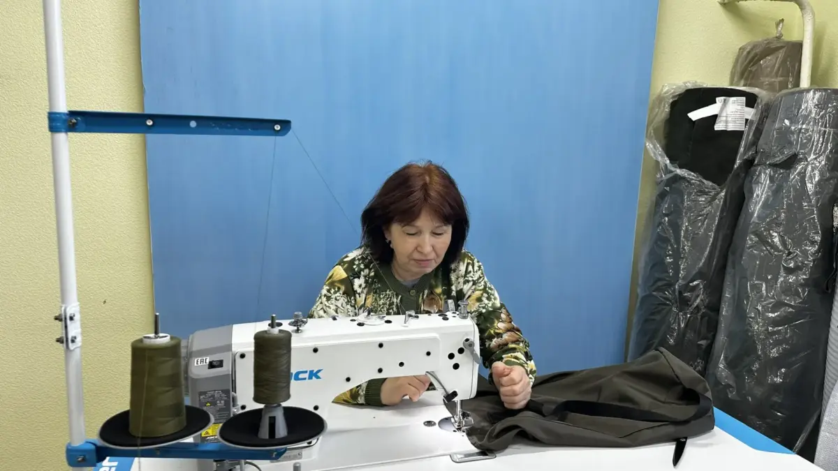 Пункт пошива антидроновых одеял: работа на результат!