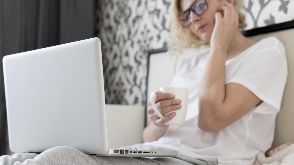 Краснодарский онлайн-проект оказал психологическую поддержку 600 нуждающимся по всей России