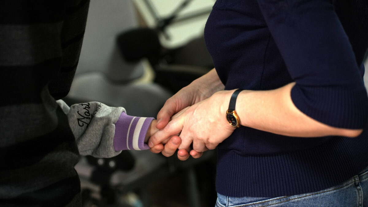 Постуральный уход 24/7: почему коляски недостаточно