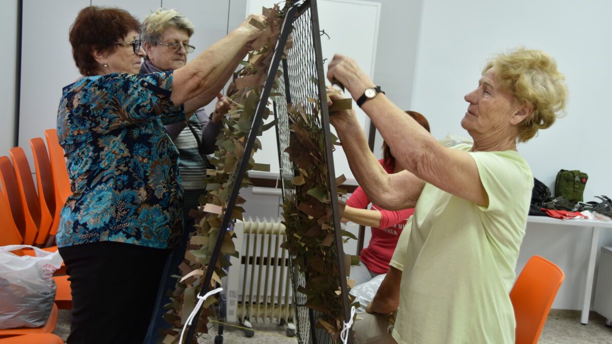 Плетение маскировочных сетей