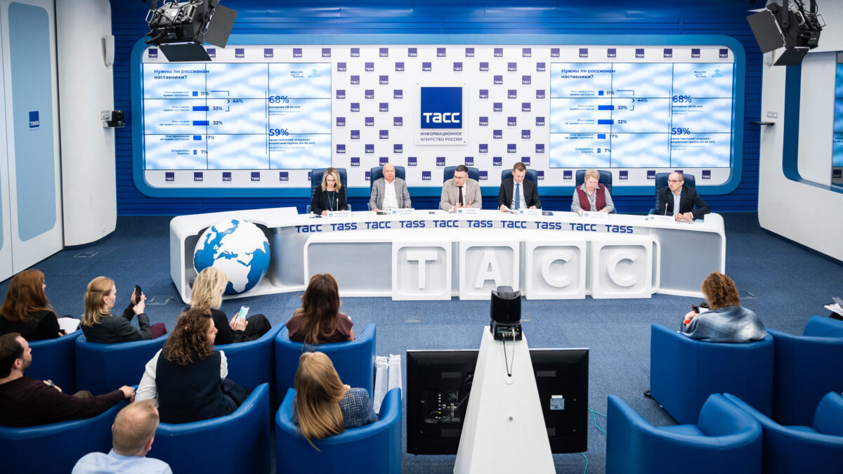 Почти половина россиян нуждается в наставниках – опрос ВЦИОМ