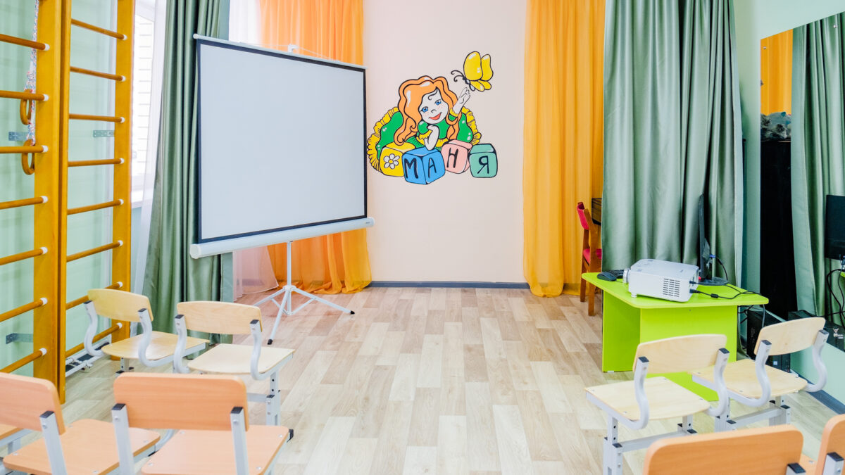 Вдохновляющая история: приёмная мама девятерых помогает детям с ОВЗ