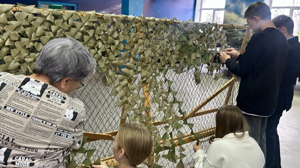 Ульяновск за победу! Присоединяйтесь к акции по плетению маскировочных сетей для наших защитников!