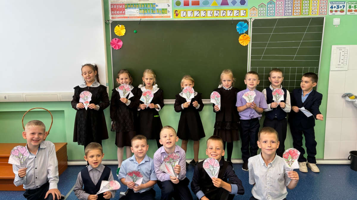 Изготовление открыток пожилым людям