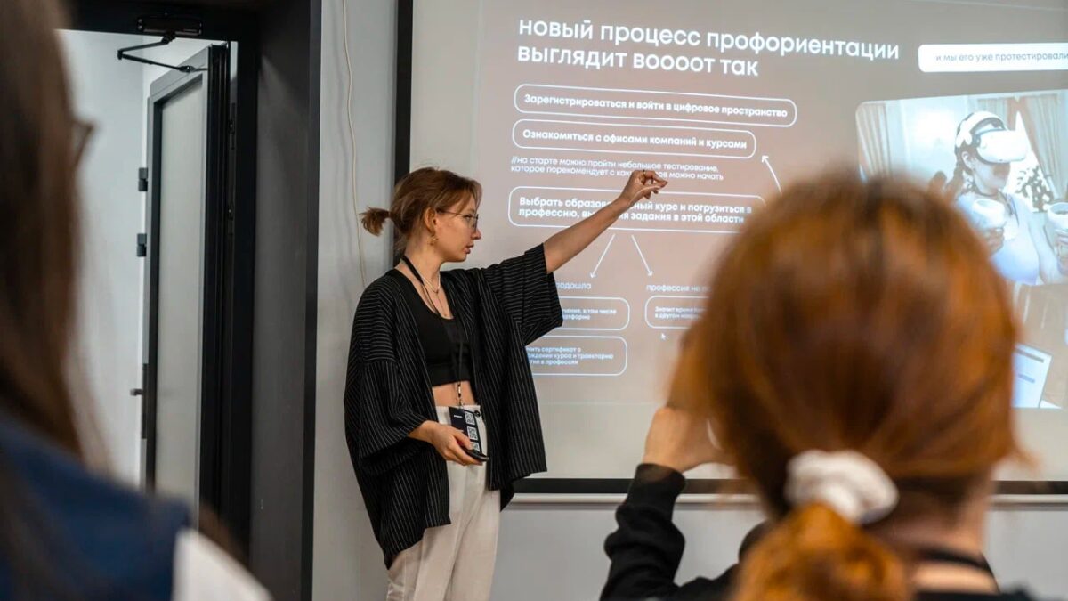 Школьница создала цифровую площадку для бизнеса: история