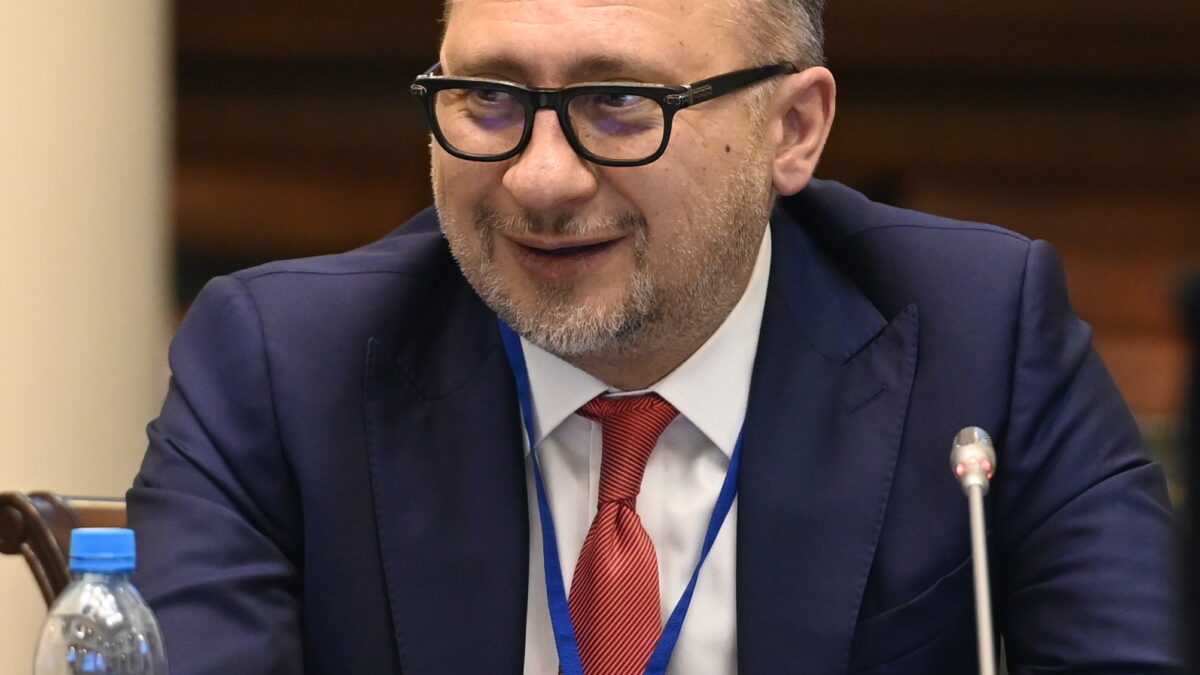 Креативная экономика вышла из чата…