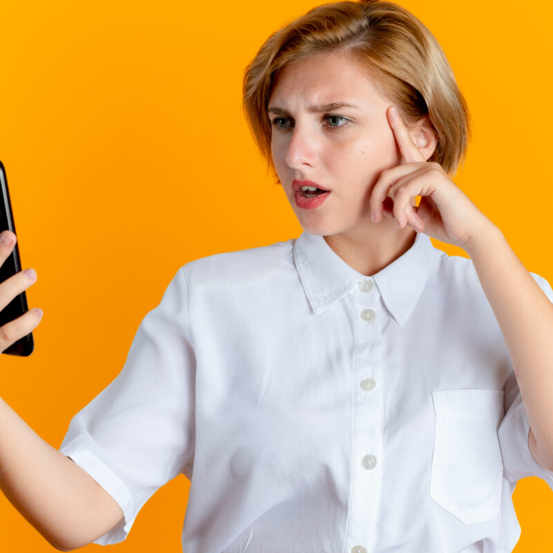 Сутки без связи: для российских сим-карт готовят период охлаждения после роуминга