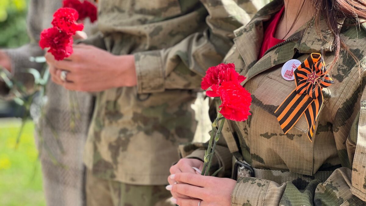 Правительство РФ одобрило законопроект о поддержке волонтёров, сохраняющих память о жертвах нацистов