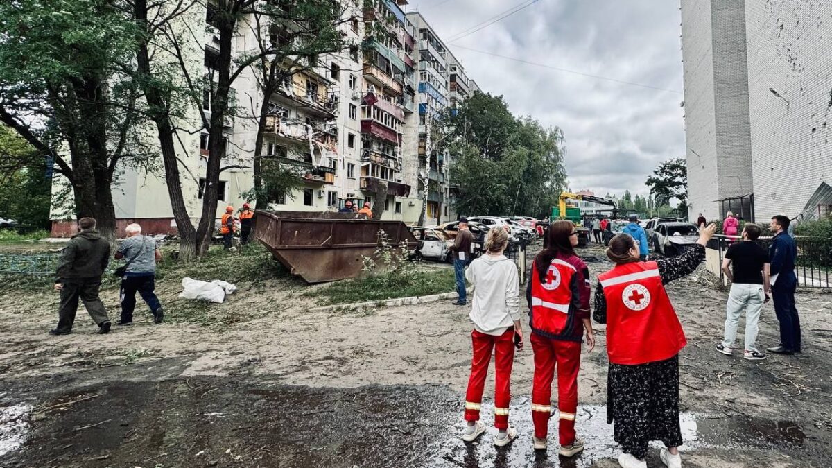 Психологическая помощь в зоне ЧС: жителям Курской, Брянской и Белгородской областей помогает РКК