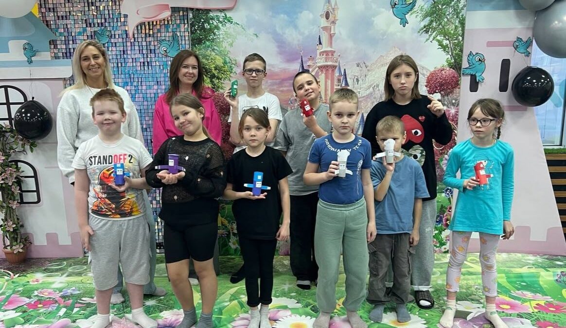 Волонтёры благотворительного фонда «Доброе дело» вновь стали гостями лагеря в Планете счастья