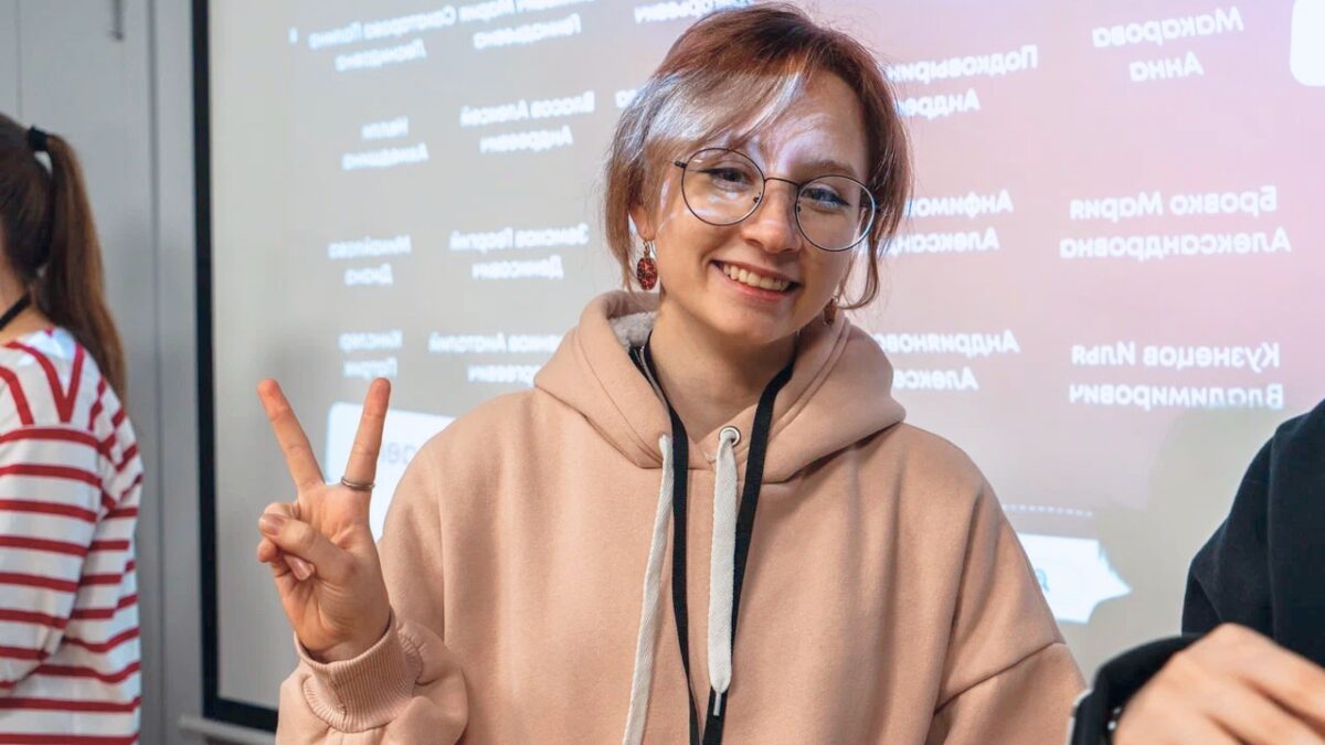 «Мне было десять лет, когда я пришла в IT»: подросток разработала цифровую площадку для бизнеса
