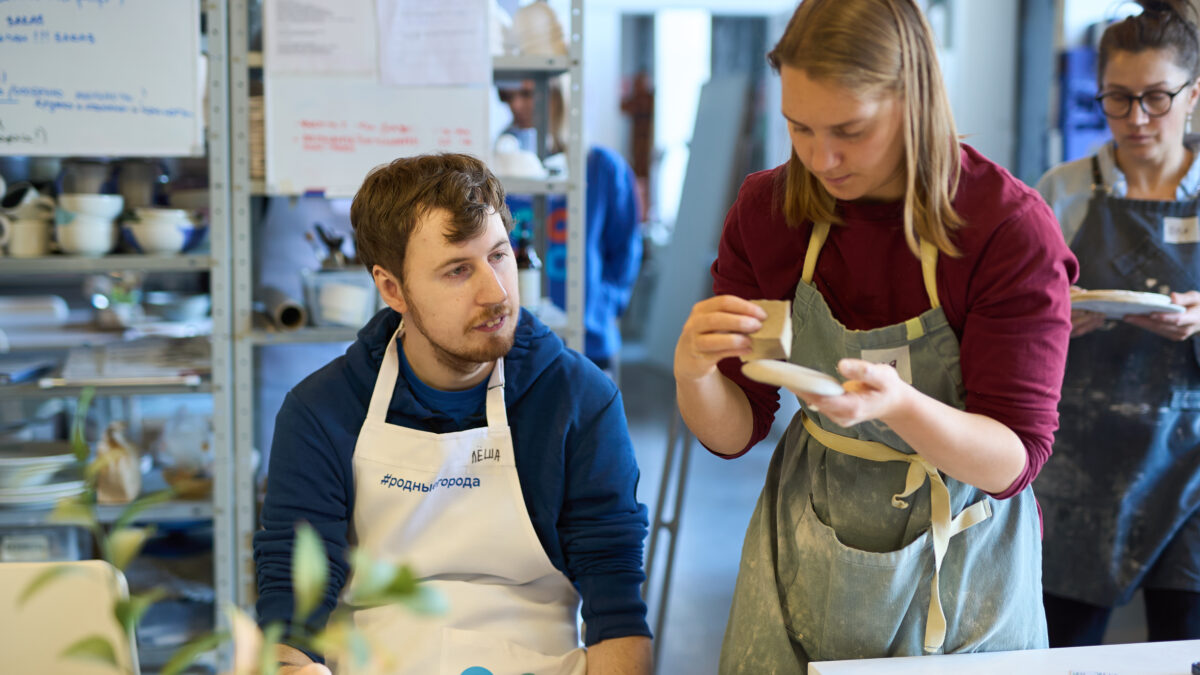 «Газпром нефть шельф» помогает формированию инклюзивной среды для людей с ментальными особенностями