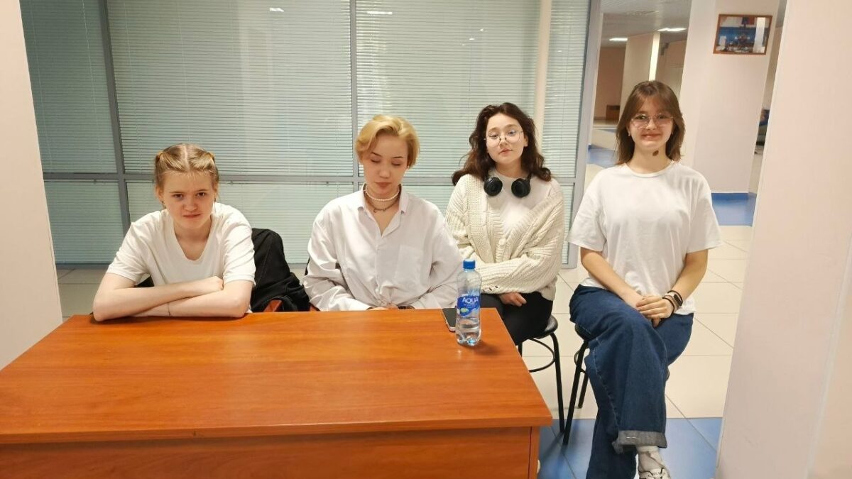 С 17 по 18 мая наши волонтёры помогали в организации международного турнира…