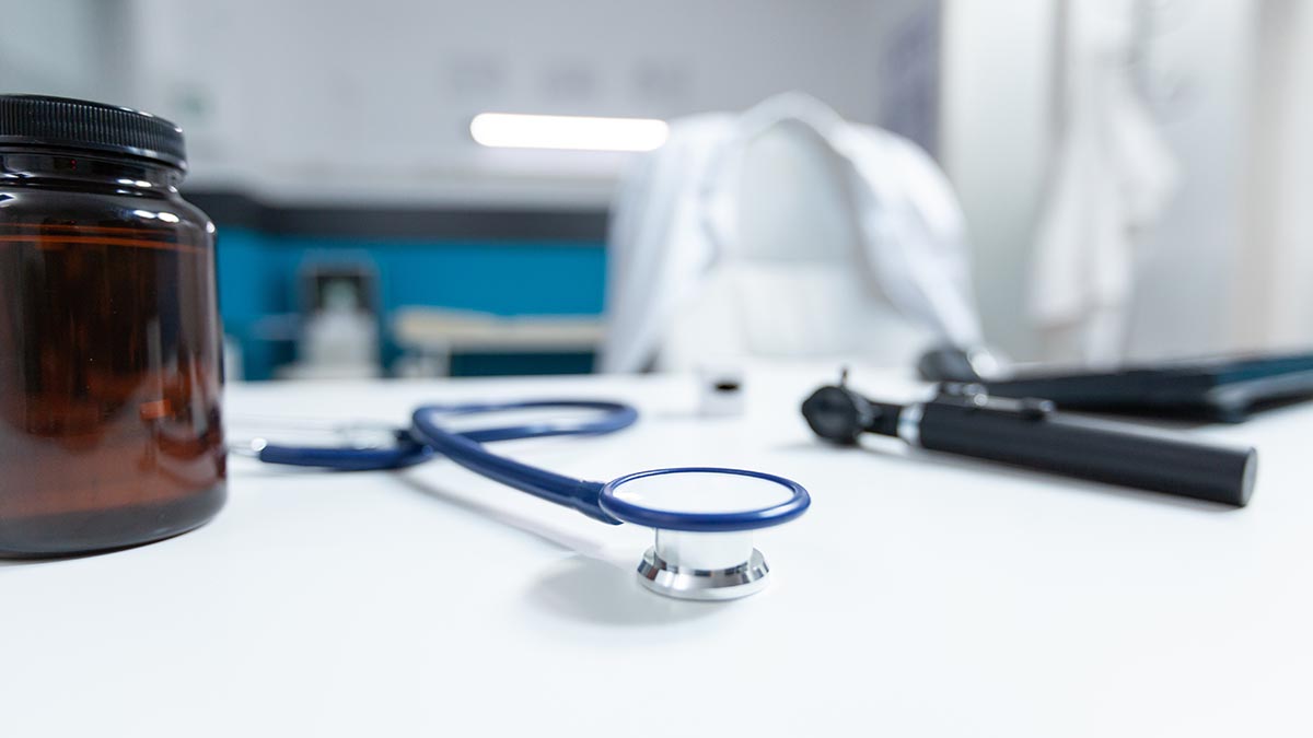 Неработающим россиянам придётся платить 45 тысяч за ОМС? Предложение обсуждают в Совфеде