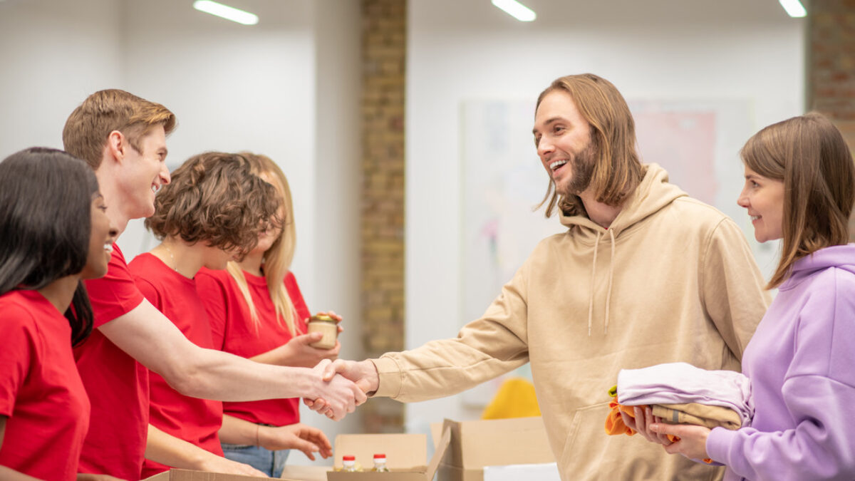 Платформа Благо.ру выпустила гайд для НКО к акции «Тотальный мэтч»