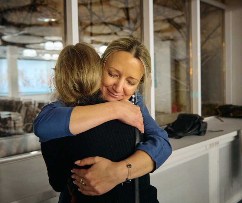 Кто помогает взрослым и детям с редкими заболеваниями? Подборка благотворительных фондов