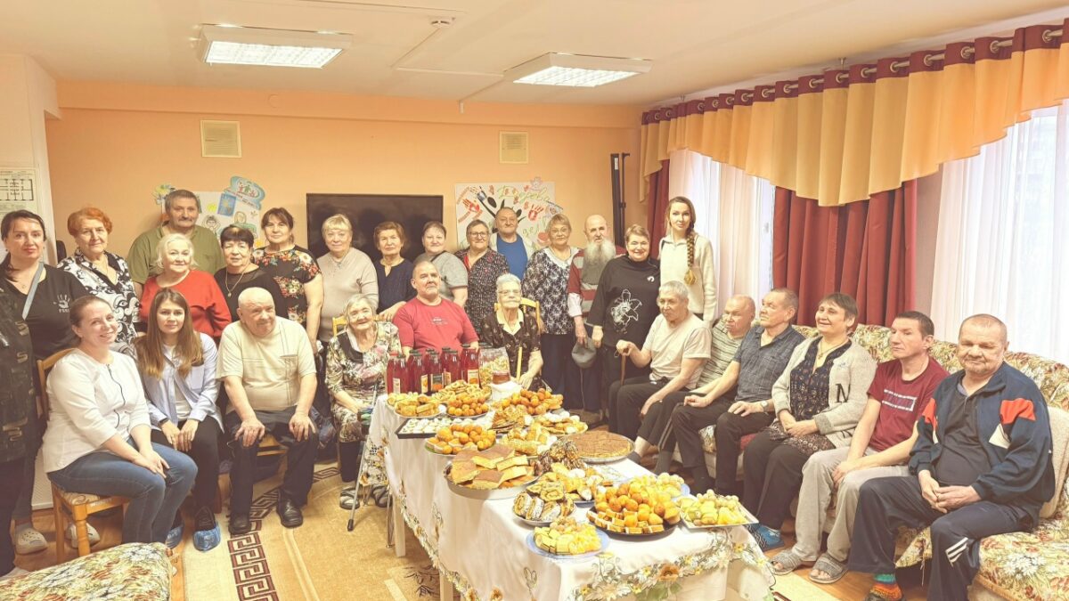 Акция «Согреем возраст теплом»